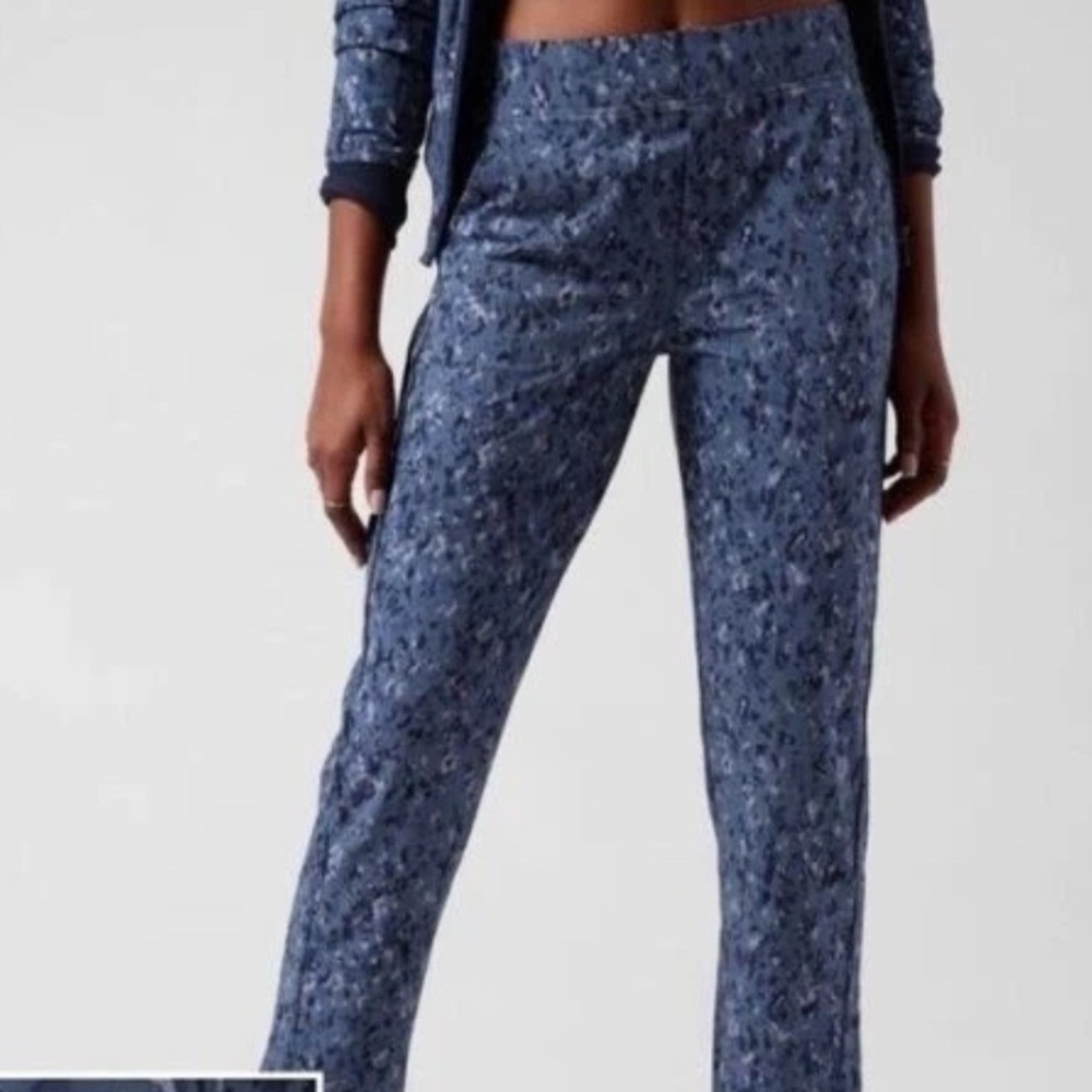Athleta Captive Chrome Blue Brooklyn Ankle Pant Travel #837463 Size 6‎ NWOT